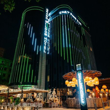 Grand Mildom Hotel Алмати Екстер'єр фото