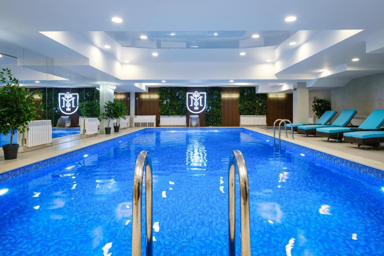 Grand Mildom Hotel Алмати Екстер'єр фото