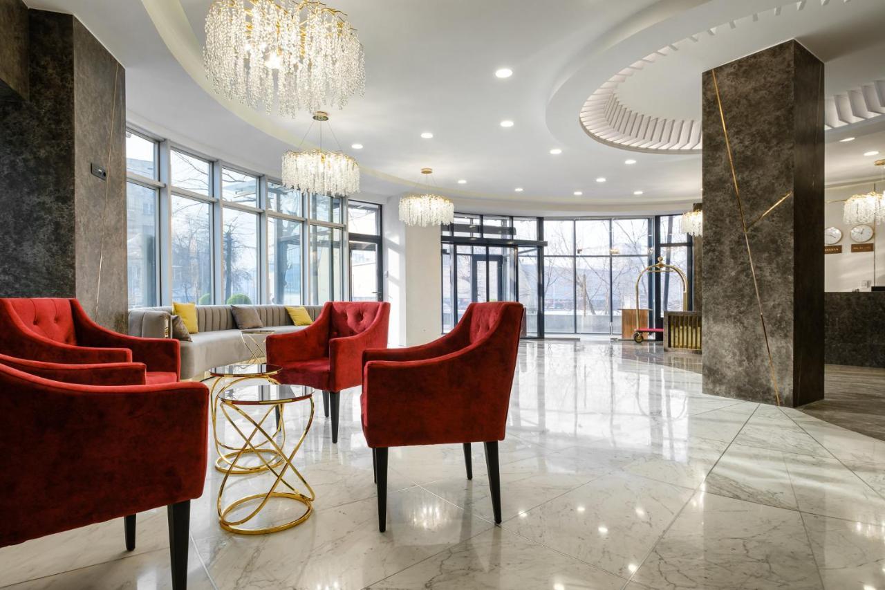Grand Mildom Hotel Алмати Екстер'єр фото
