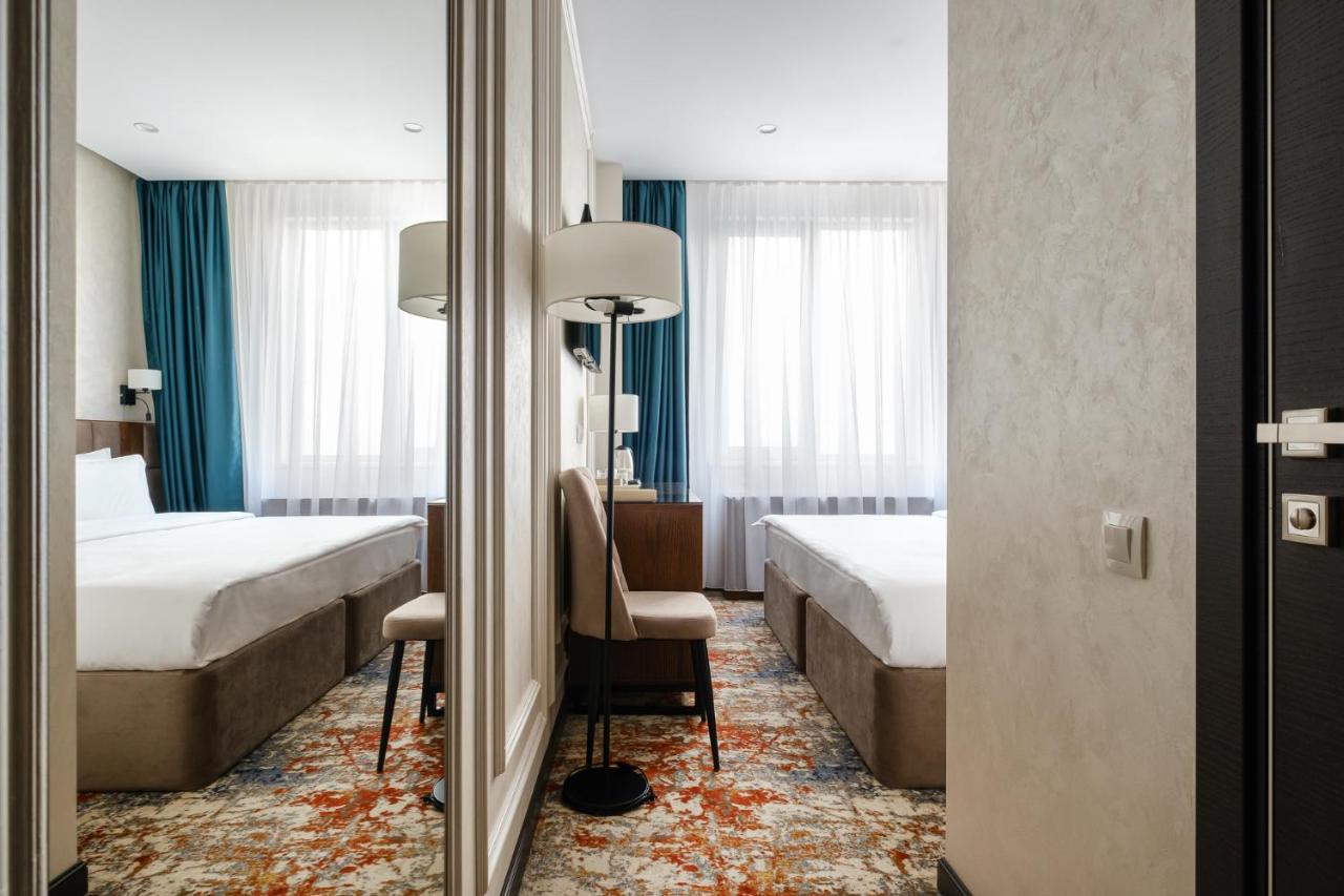 Grand Mildom Hotel Алмати Екстер'єр фото